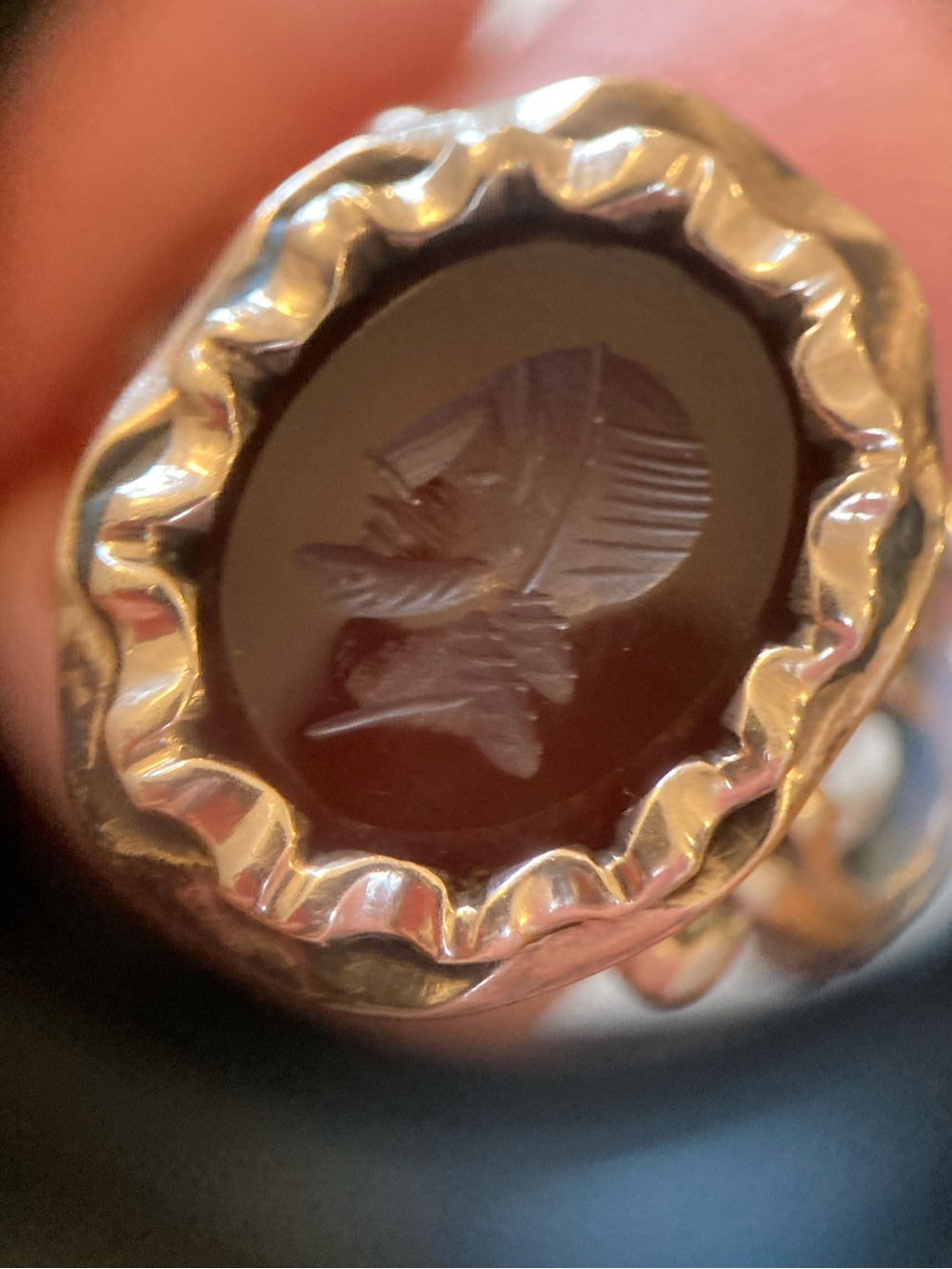 Antique Victorian? Carved Carnelian Intaglio Engraved Gold Ring - Picture 3 of 17